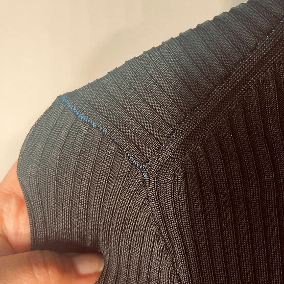 VTG Burberry Cut Out Turtleneck Black Ribbed Knit Stretchy Minimalist Office S - Picture 5 of 12